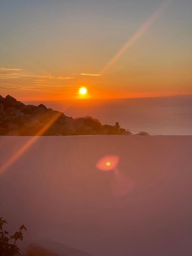 Amphora Villas Santorini Pyrgos Buitenkant foto